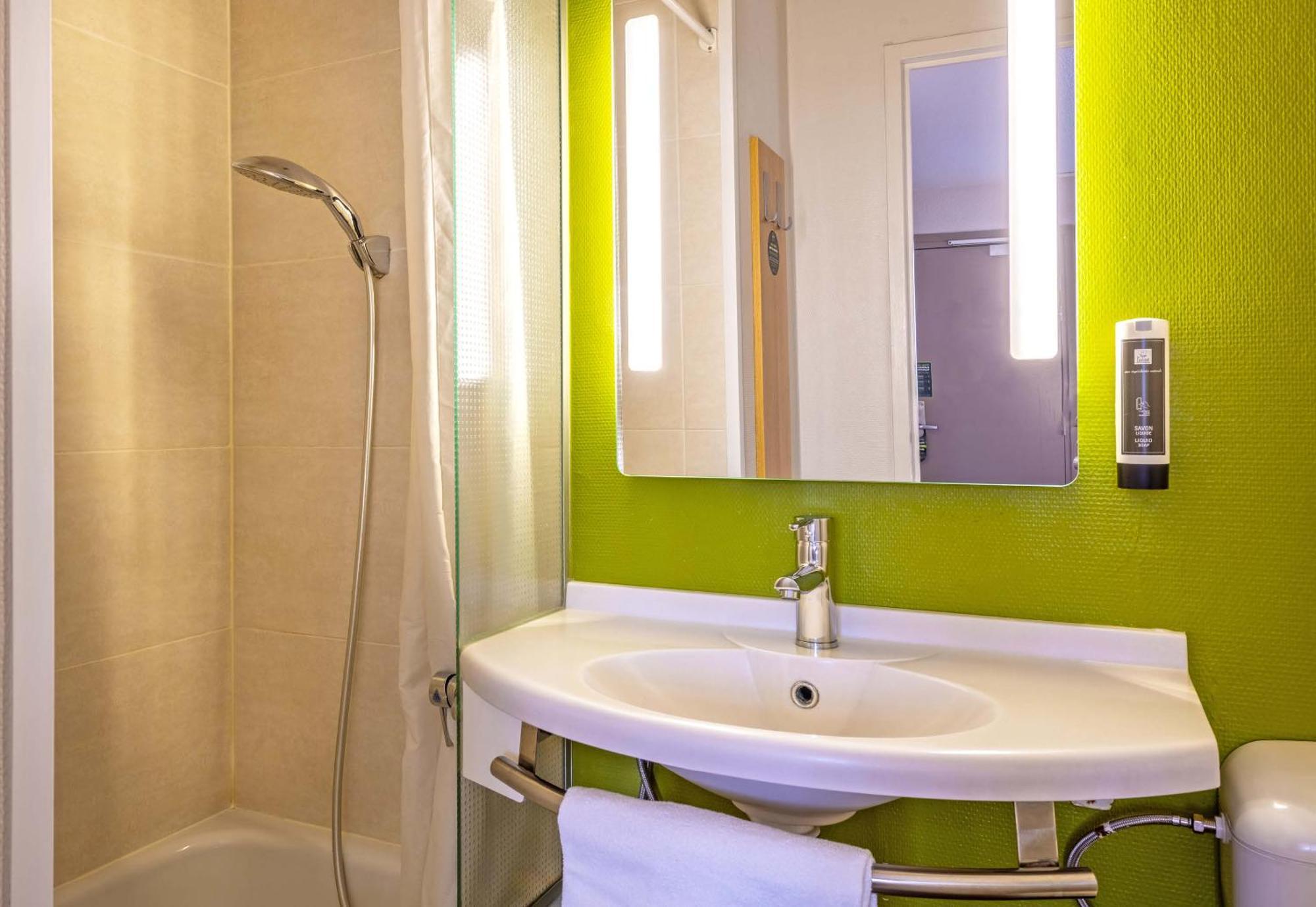 B&B Hotel Brest Kergaradec Aeroport Gouesnou Ngoại thất bức ảnh